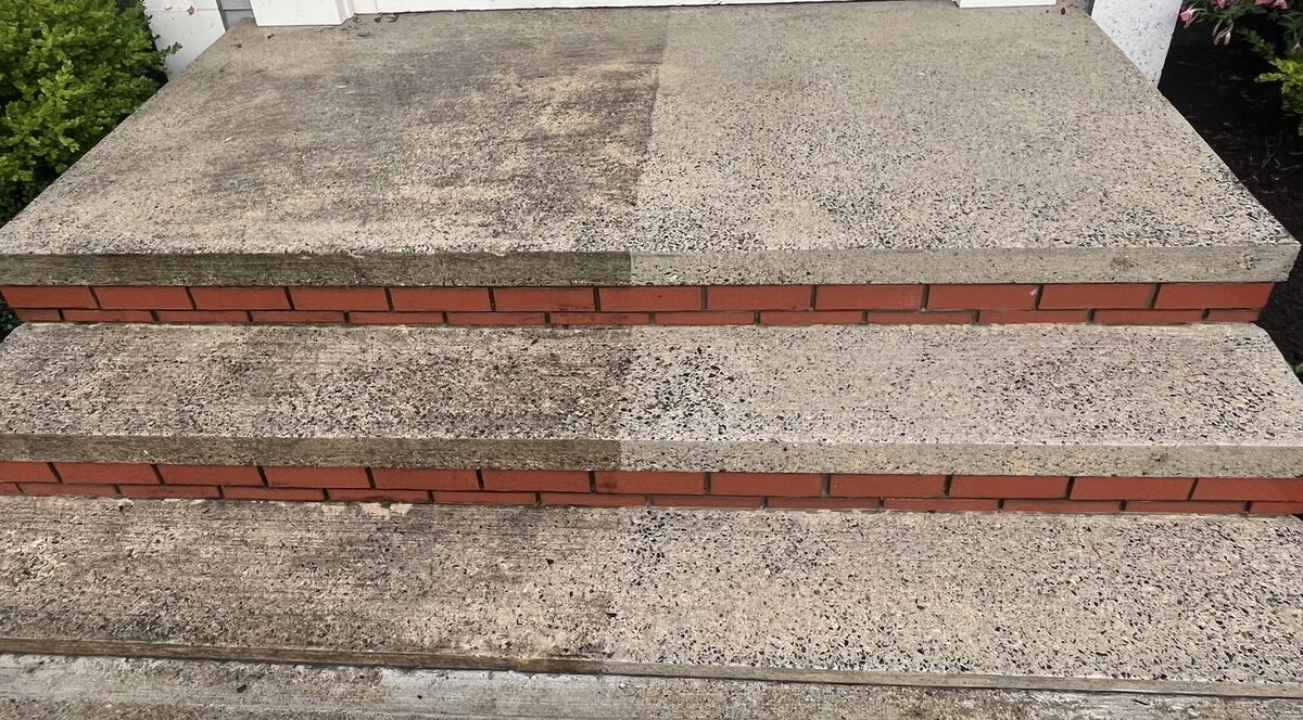 Clean South Shore property after exterior washing